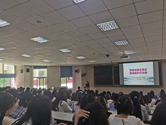 http://news.xhu.edu.cn/_upload/article/images/9c/17/0f19ce434b2b8059fd0b74baaa3b/30538817-f8aa-4b11-bfc9-86f4ca647aef.jpg